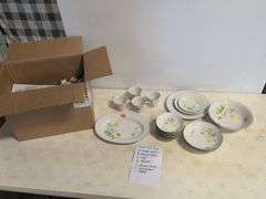 Matching flower dish set - see photos