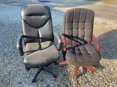 (2) office swivel chairs