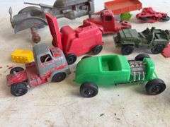 Tote of hand saws and clamps