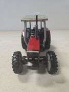 ERTL MASSEY FERGUSON 3630 1/16 SCALE TOY TRACTOR