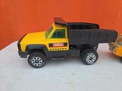 LOT OF 2 TONKA DUMP TRUCKS