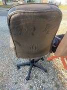 (2) office swivel chairs