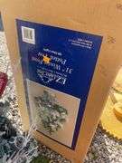 Christmas lot - EZ Light Potter tree, Christmas lights, extension cords