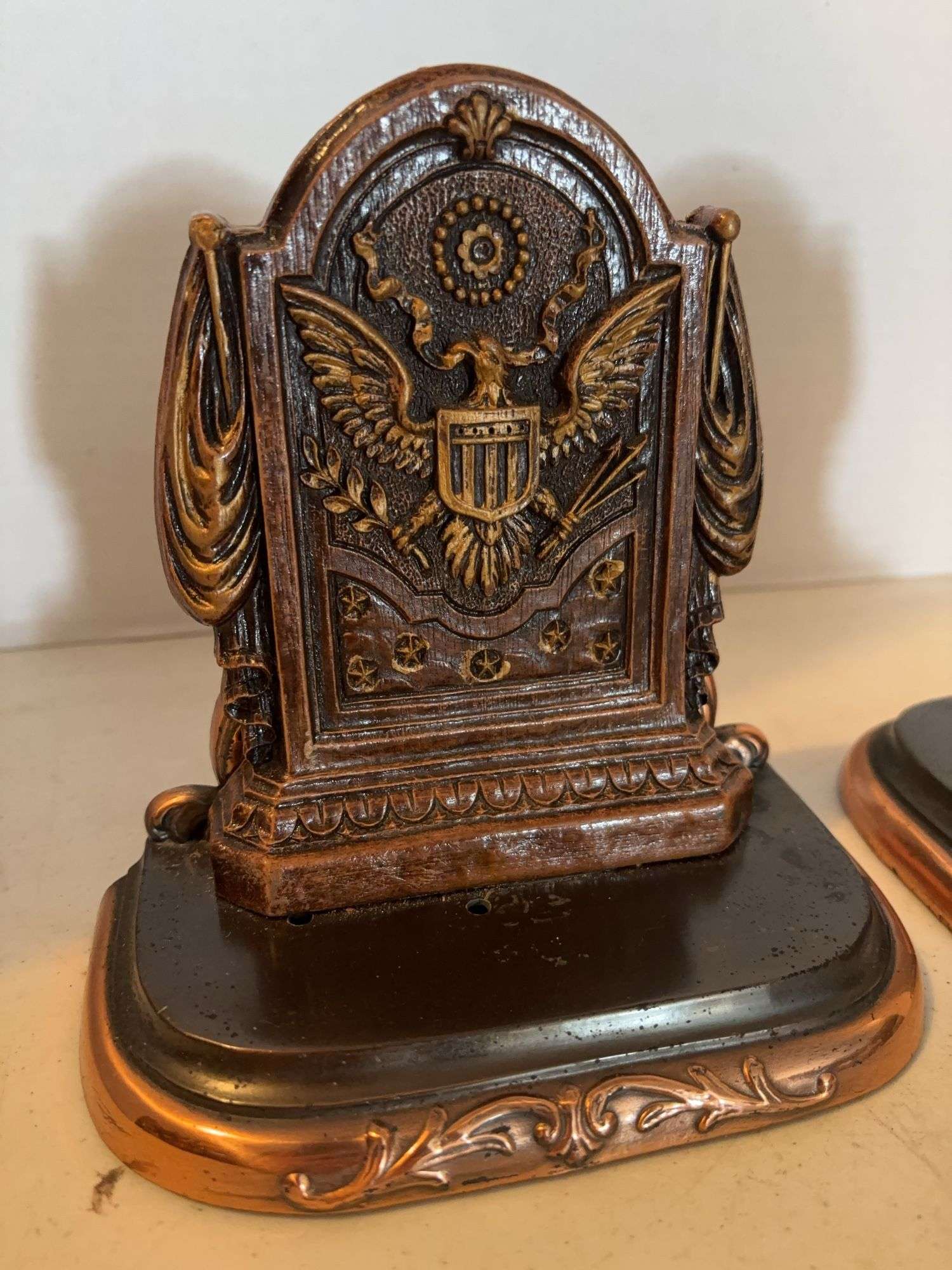 EAGLE METAL BOOK ENDS