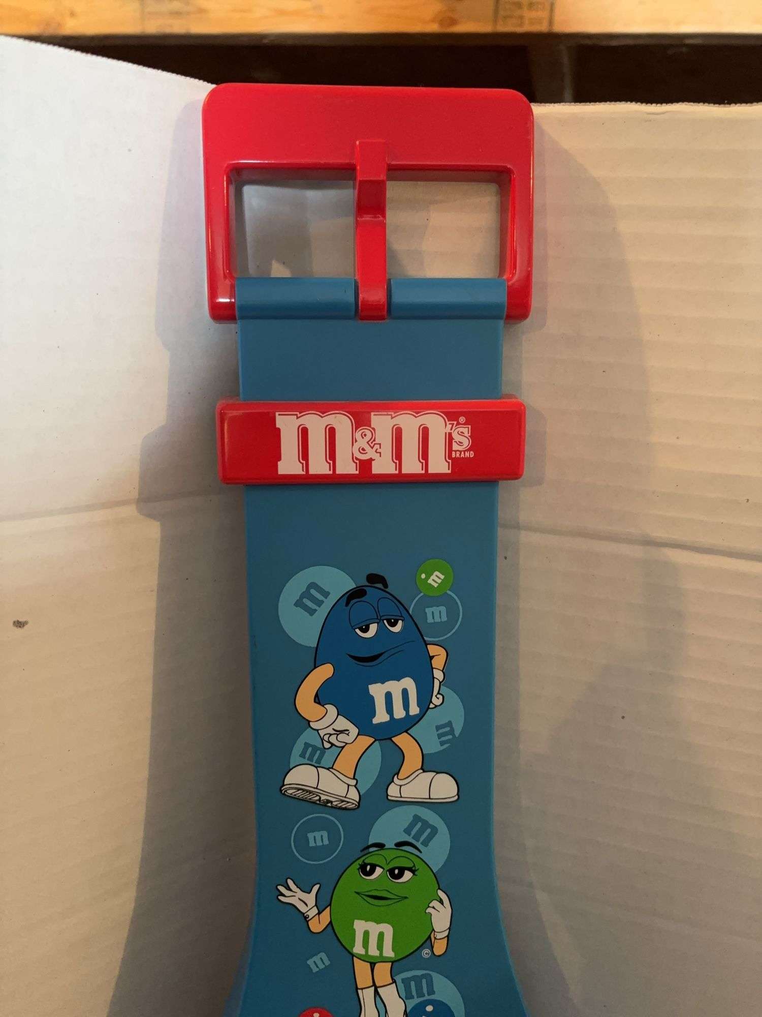 36” M&M WALL CLOCK