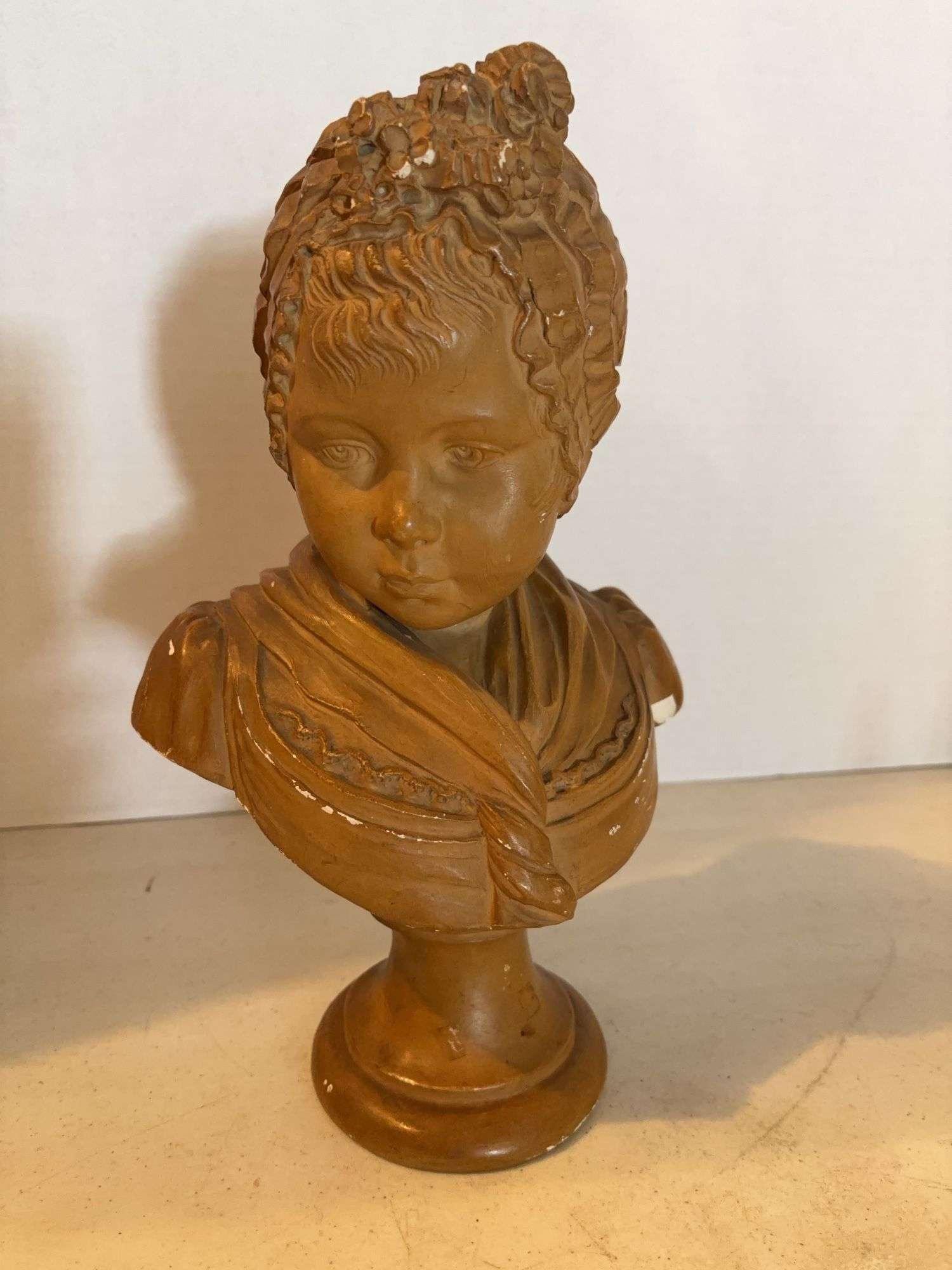 12” LADY HEAD FIGURINE