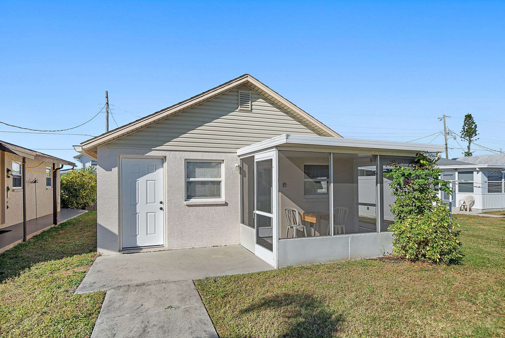 Prime Auction Opportunity in Pinecraft, Florida