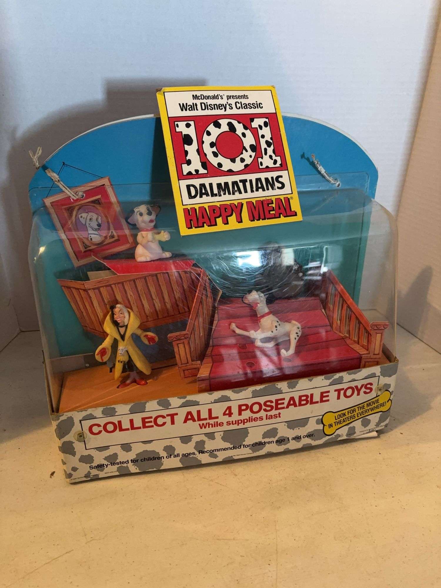 MCDONALDS 101 DALMATIONS 1991 SALES DISPLAY