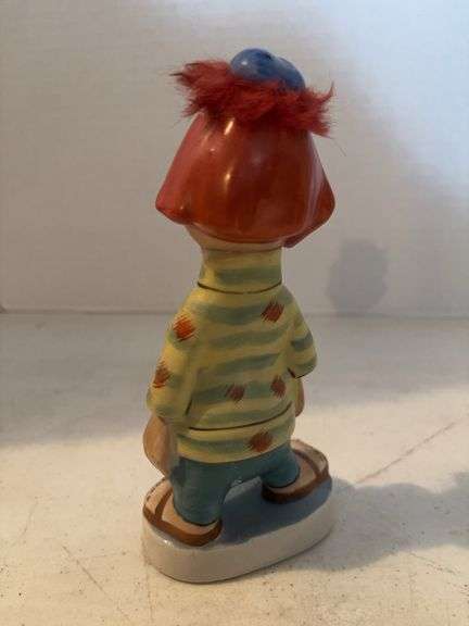 MRS BEATNIK LIPPER & MANN INC. STATUE