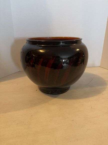 WELLER POTTERY BROWN GLAZE WITH LEAF 10” x 9”