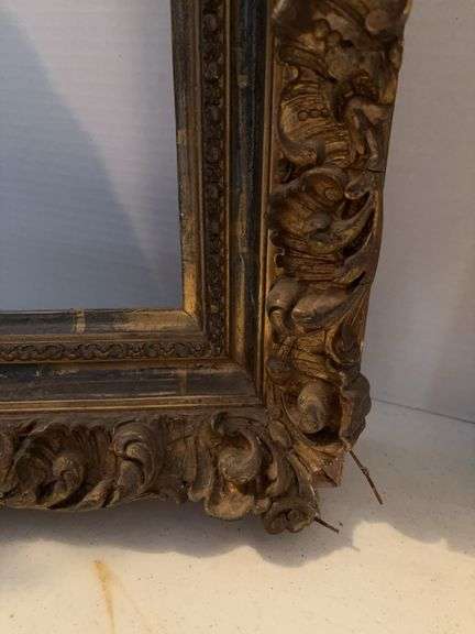 26” x 22” DECORATIVE ANTIQUE FRAME SOME MISSING PIECES