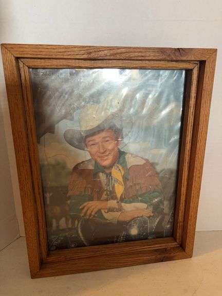 16.5 x 13” OAK FRAME WITH ROY RODGERS PUZZLE