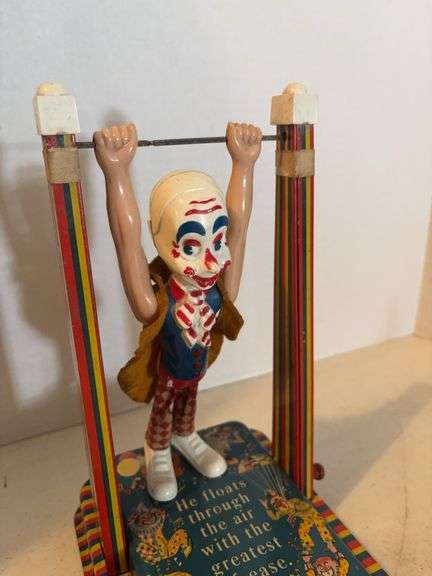 TIN WITH MATTEL MUSIC TOY WITH CLOWN 11”