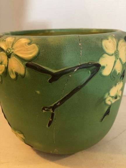 WELLER POTTERY DOG WOOD JARDINIERE 11”