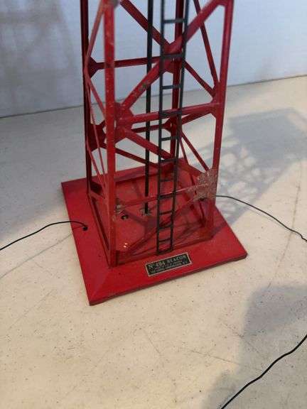N 494 BEACON LIGHT TOWER LIONEL TRAIN