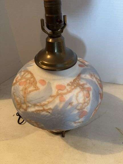 PHENIX CONSOLIDATED GLASS COCKATOO DESIGN LAMP