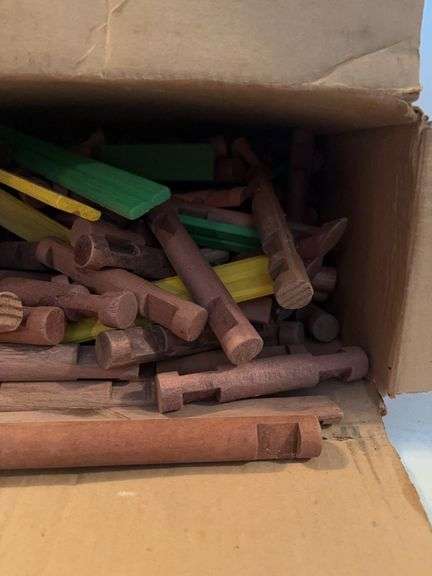 PAUL BUNYAN LOG BUILDERS CONSTRUCTION SET 150 PCS. ALL WOOD