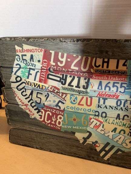 30” x 16” WALL DECOR UNITED STATES