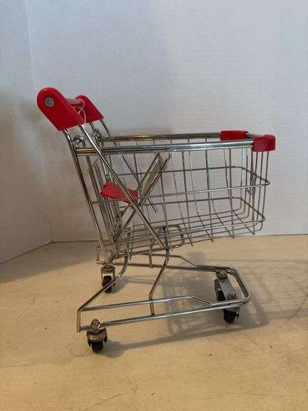 12” x 10” METAL TOY SHOPPING CART