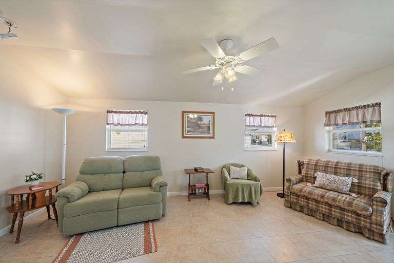 Prime Auction Opportunity in Pinecraft, Florida