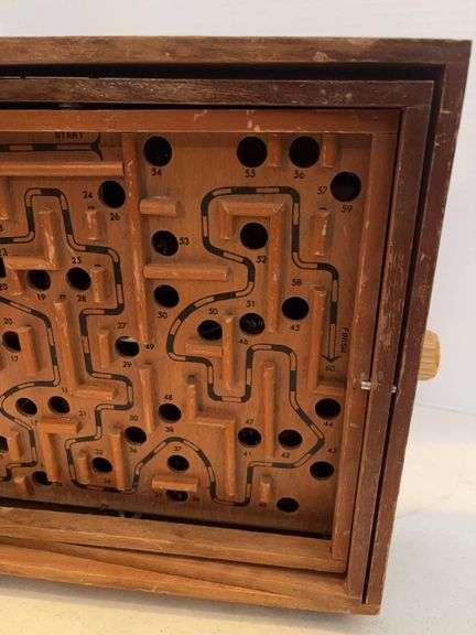 VINTAGE WOODEN MARBLE LABYRINTH TILT GAME 12” x 13”