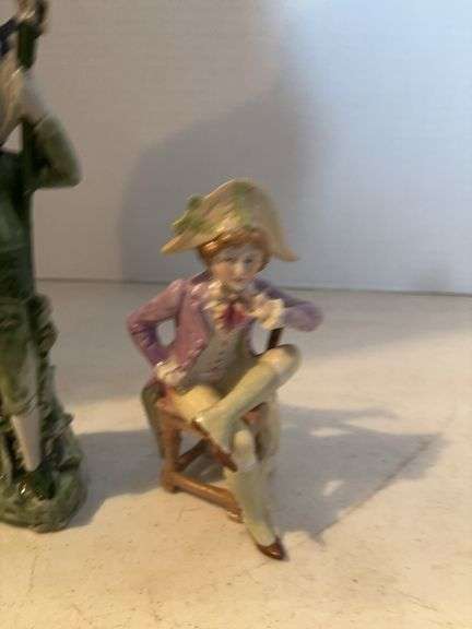 PAIR OF CHINA FIGURINES