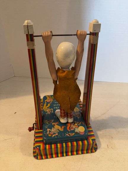 TIN WITH MATTEL MUSIC TOY WITH CLOWN 11”