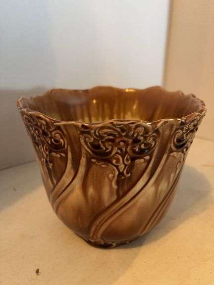 7” ANTIQUE MAJOLICA JARDINIERE