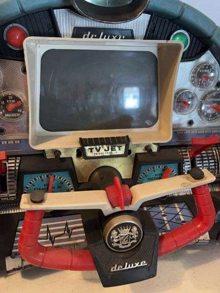 DELUXE JIMMY JET PILOT GAME 20” x 13”