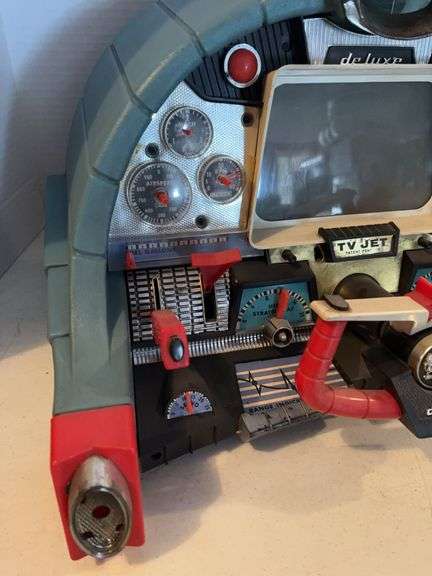 DELUXE JIMMY JET PILOT GAME 20” x 13”