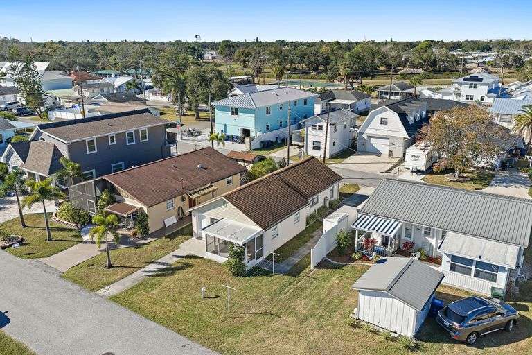 Prime Auction Opportunity in Pinecraft, Florida