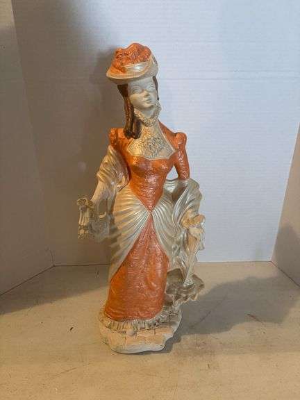 LADY STATUE 22”