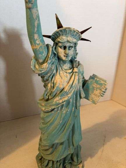 20” STATUE OF LIBERTY LAWN SPRINKLER