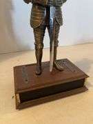 HERITAGE 11” TRANSISTOR RADIO WITH KNIGHT