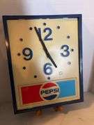 18” x 14” PEPSI WALL CLOCK