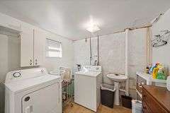 Prime Auction Opportunity in Pinecraft, Florida