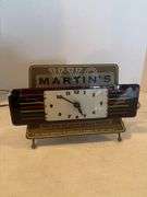 VVO MARTINS METAL LIGHT UP SCOTCH WHISKEY CLOCK