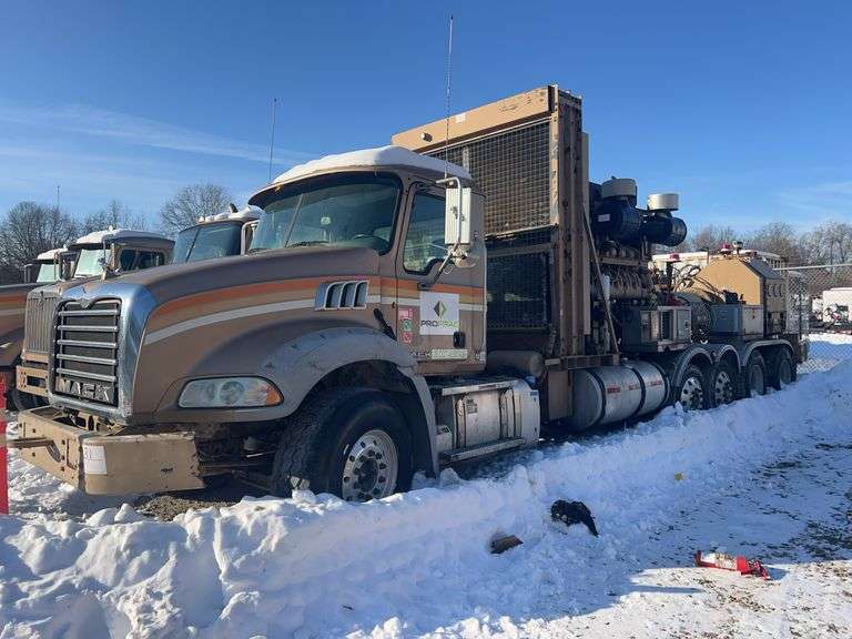 2012 Mack GU813 showing 24,524 mi, 20,633 hrs - doesn't run