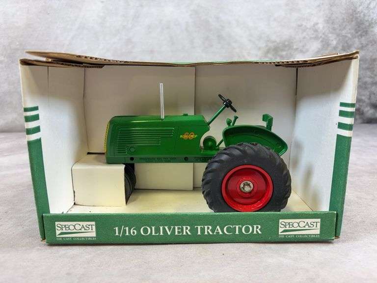 Oliver Row Crop 60 die-cast model tractor - 1/16 scale