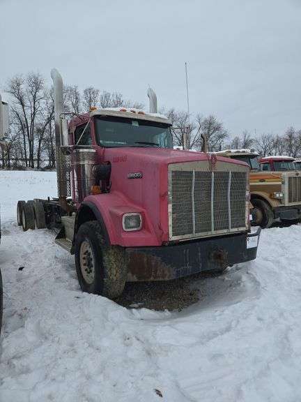 2009 Kenworth T800 miles & hrs unknown - doesn't run