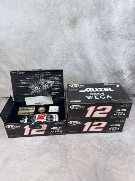 (3) Ryan Newman Penske Racing Owners Series die-cast replica - 1/24 scale