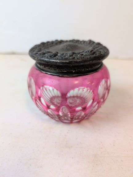 Victorian powder jar zipper cut cranberry coindot pattern