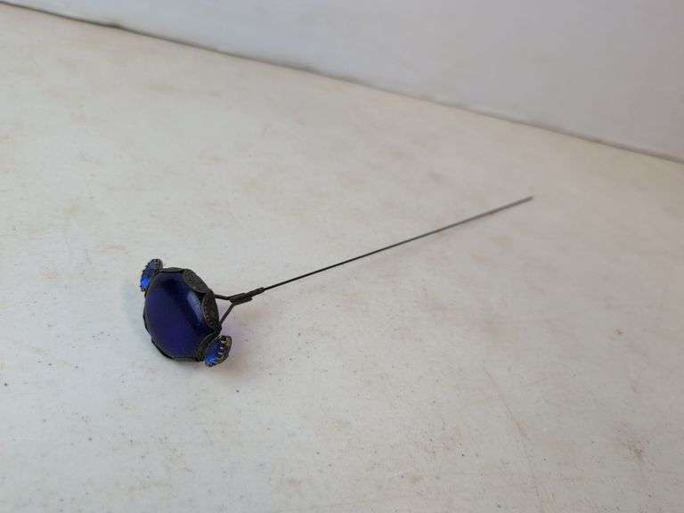1800's Victorian diamond shape round blue glass hatpin