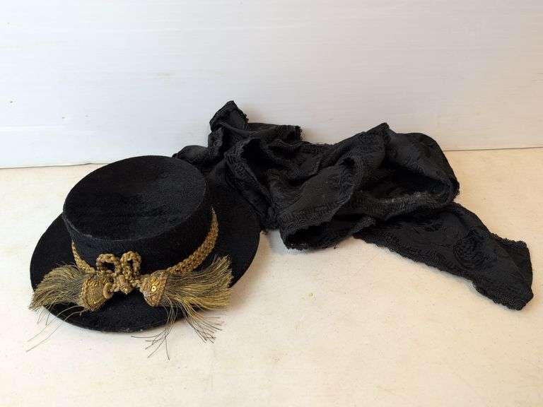1900 Prien Bavarian Traditional hat Tract goldwork & pearlshat Stamped Anna Steinbacher  NICE!