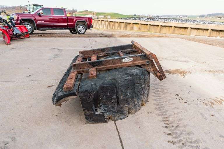 Manure tire Skid Loader attachment