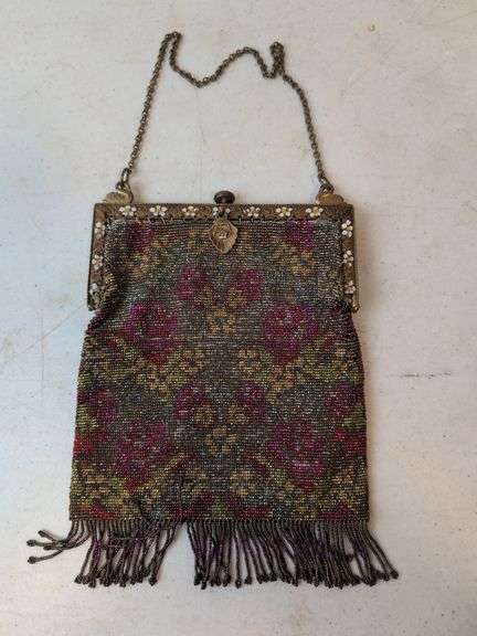 Made in France beaded purse w/ornate clasp swans décor holding chains handle hp white floral pattern