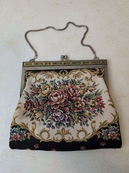1940-50's fabric floral decorative purse with chain handle