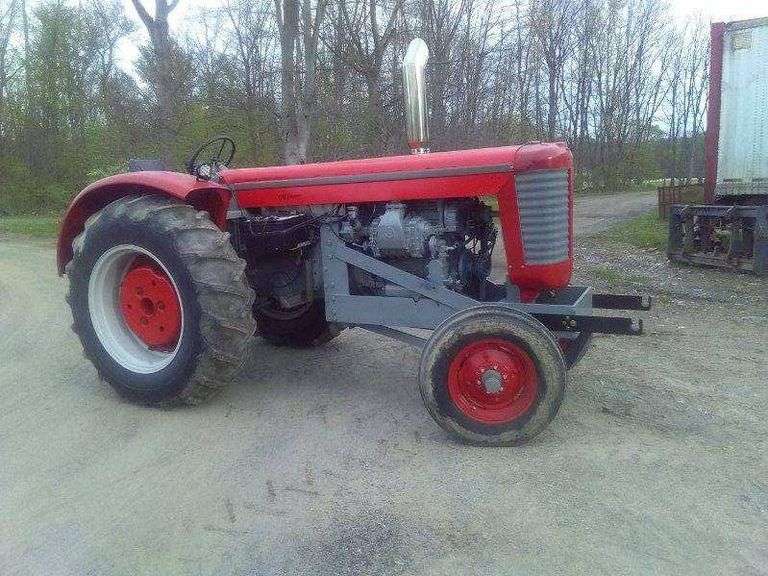 Massey Ferguson 97, w/ Detroit