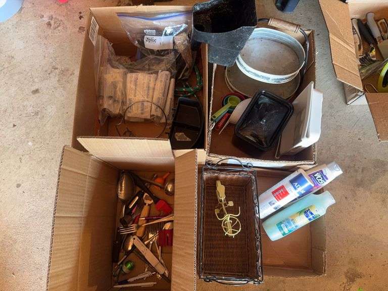 Bungee Straps, Utensils, Misc Household