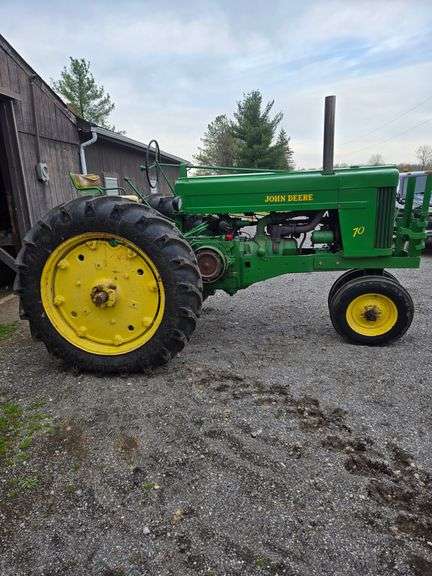 John Deere 70